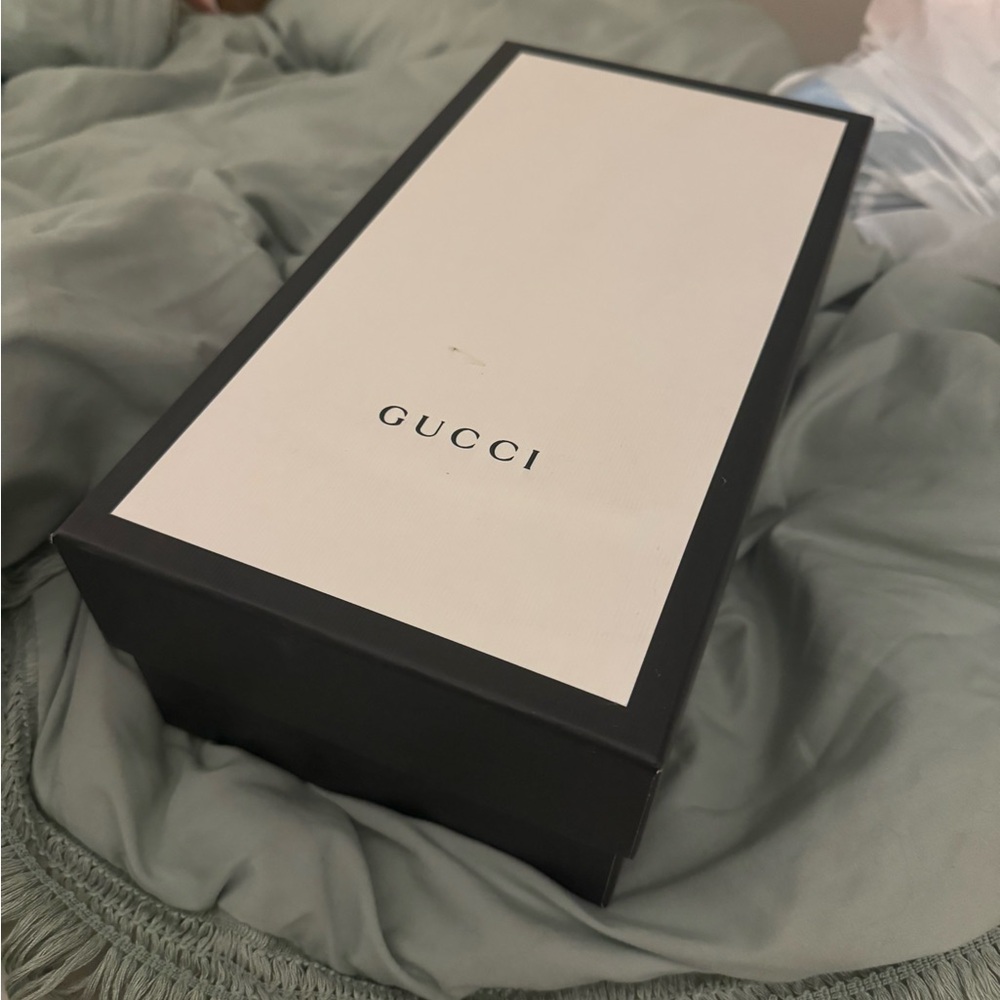 EMPTY Gucci shoe box